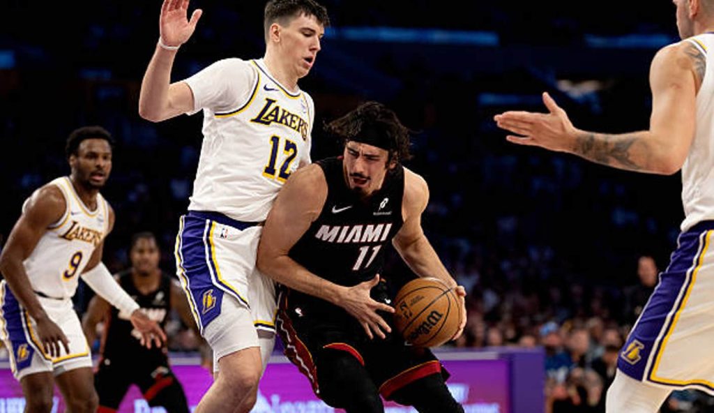 Los Angeles Ca Miami Heat Forward Jaime Jaquez Jr Drives Against Los Angeles Lakers Forward
