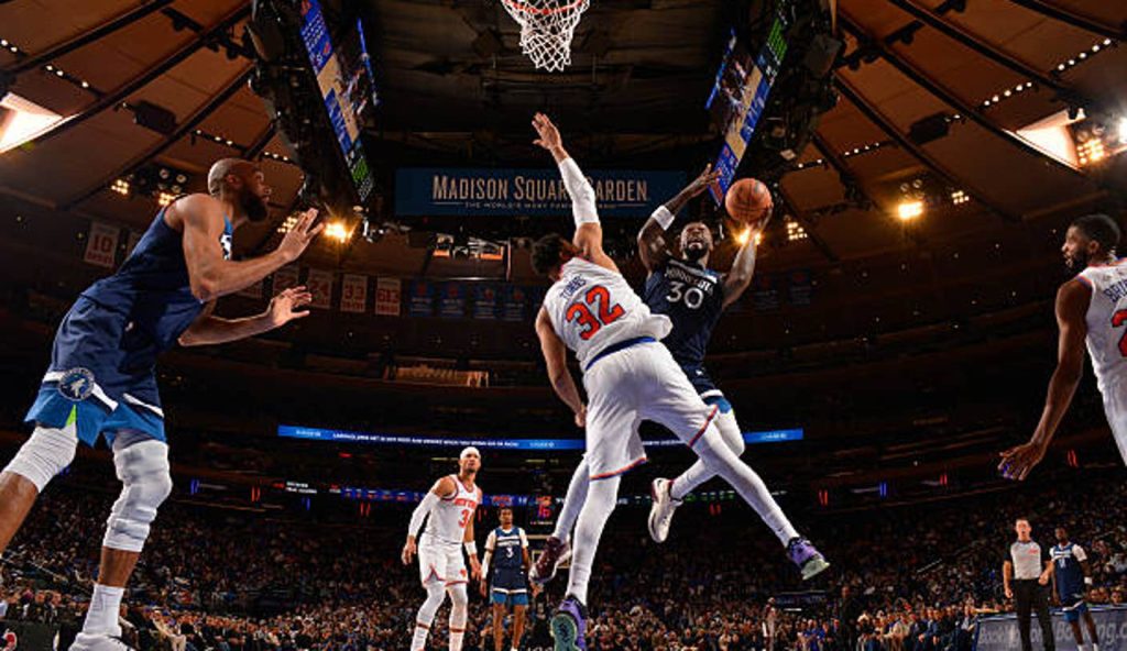 New York Ny Julius Randle Of The Minnesota Timberwolves Drives To The Basket During The Game