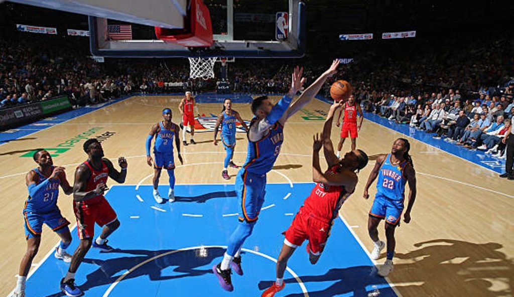 Oklahoma City Ok Isaiah Hartenstein Of The Oklahoma City Thunder Blocks The Shot Of Trey
