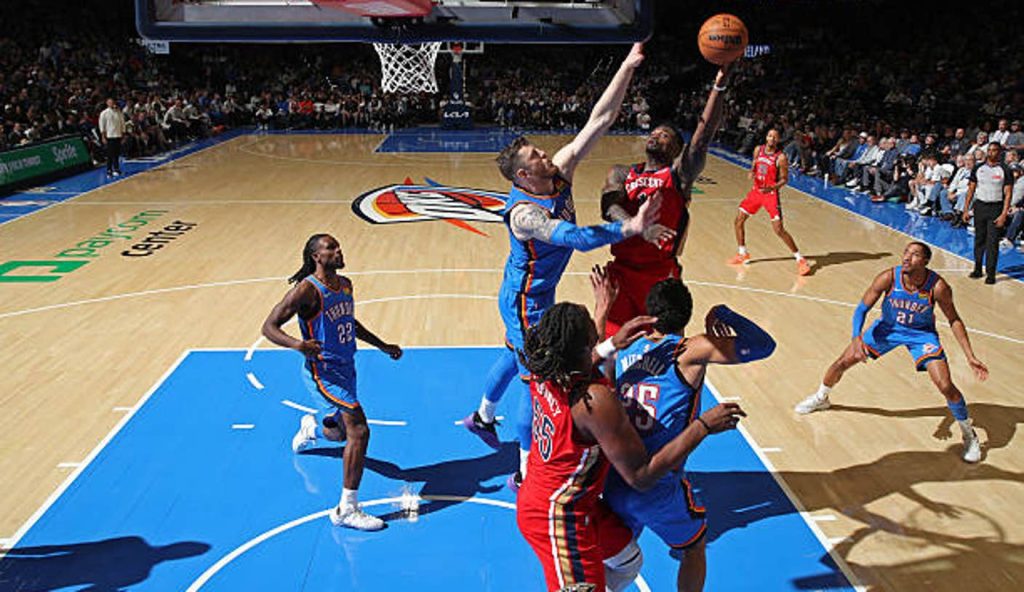 Oklahoma City Ok Zion Williamson Of The New Orleans Pelicans Drives To The Basket As Isaiah Oklahoma City Ok Zion Williamson Of The New Orleans Pelicans Drives To The Basket As Isaiah