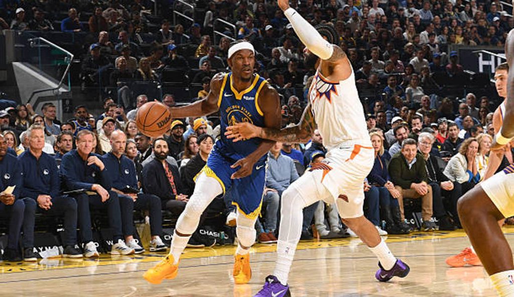 San Francisco Ca Jimmy Butler Iii Of The Golden State Warriors Drives To The Basket During