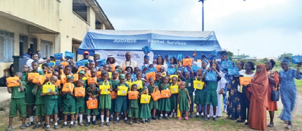 • Pupils Of The School And Some Clubs Executives